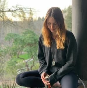 Meet your Posher, Corinne